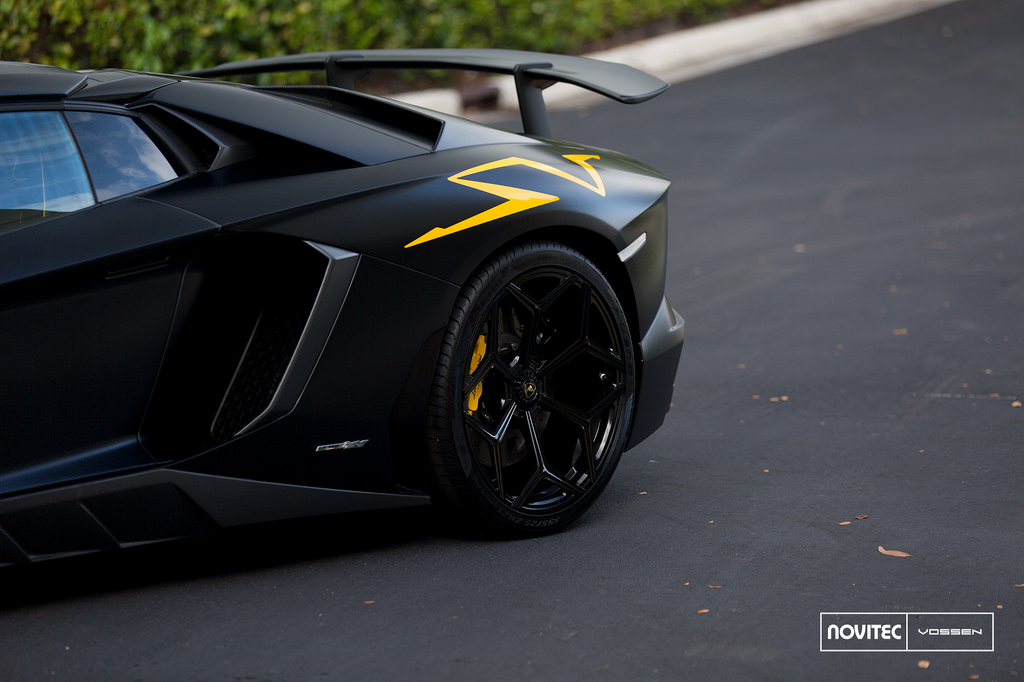 photo 6 Lamborghini Aventador custom wheels Vossen  NV1  20x9.0, ET , tire size X R20. 21x13.0 ET 