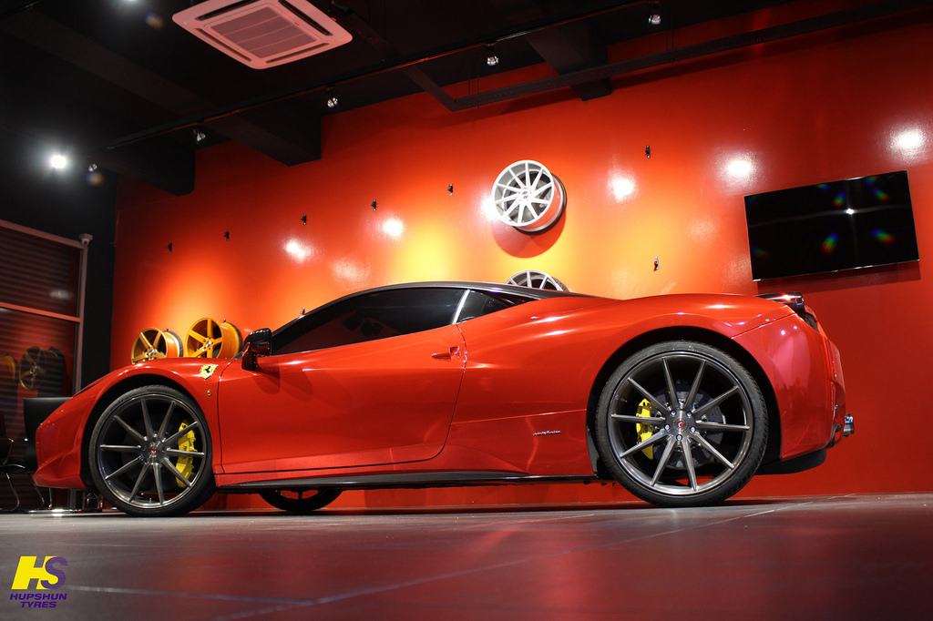 photo 2 Ferrari 458 Italia custom wheels Vossen  VPS-310 21x9.0, ET , tire size X R21. 22x12.5 ET 
