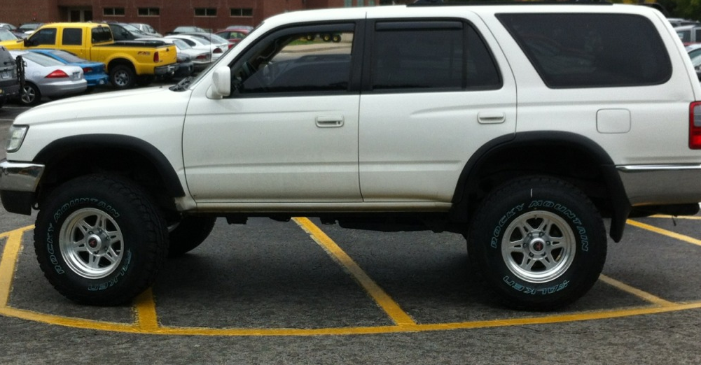 photo 3 Toyota 4Runner custom wheels   16x8.5, ET -6, tire size 285/75 R16. x ET 