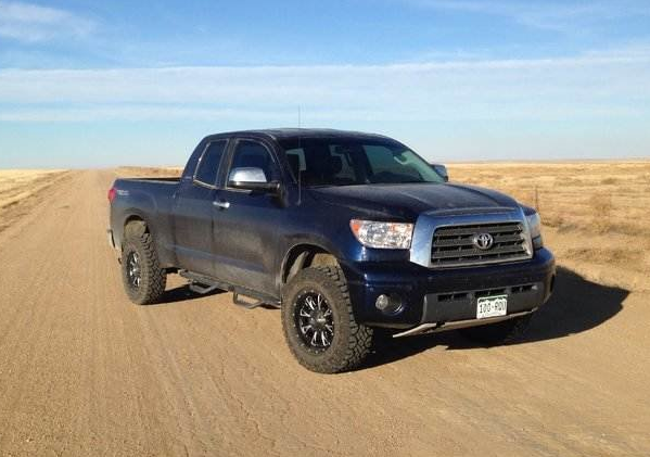 photo 1 Toyota Tundra custom wheels Fuel  Full Throttle 18x9.0, ET +20, tire size 275/70 R18. x ET 