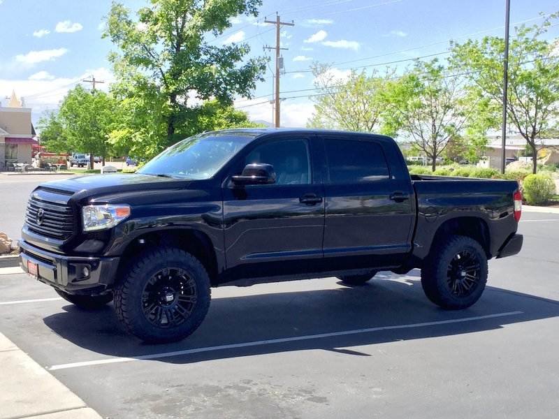 photo 1 Toyota Tundra custom wheels XD Brigades 20x, ET , tire size X R20. x ET
