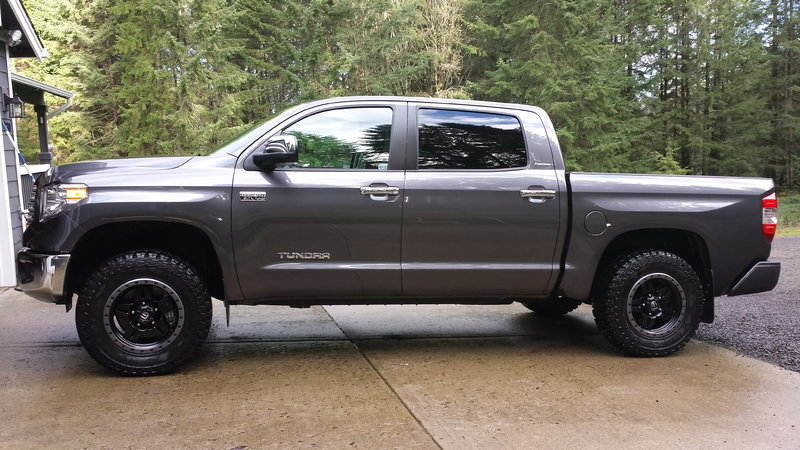 photo 1 Toyota Tundra custom wheels Fuel  Anza 18x, ET +20, tire size 275/70 R18. x ET 