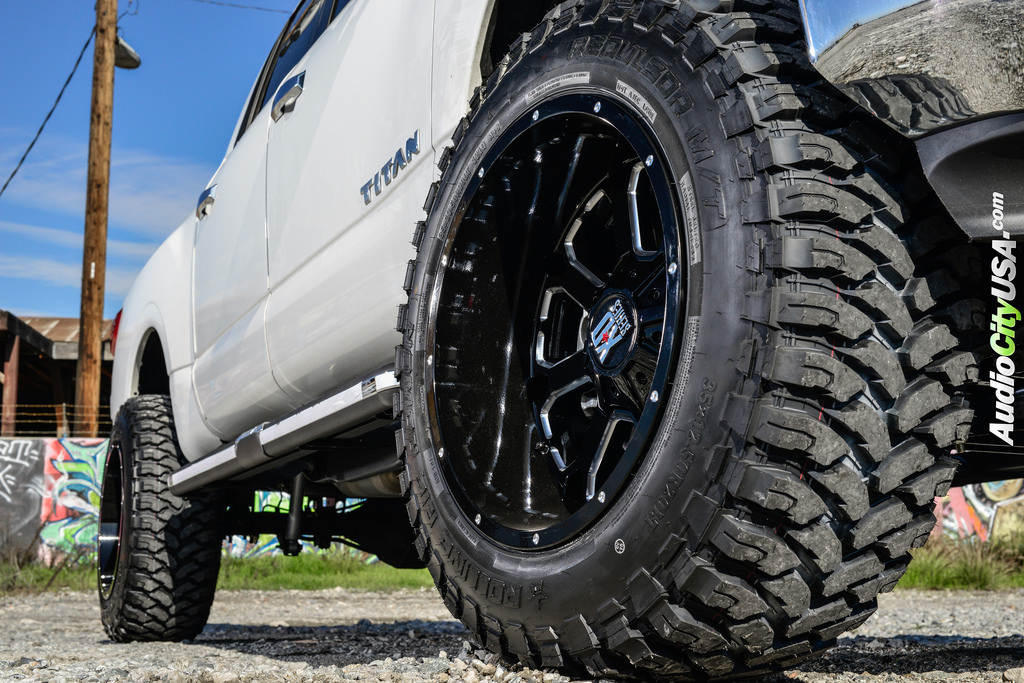 photo 3 Nissan Titan custom wheels Buck  XD825  20x12.0, ET , tire size 315/60 R20. x ET 