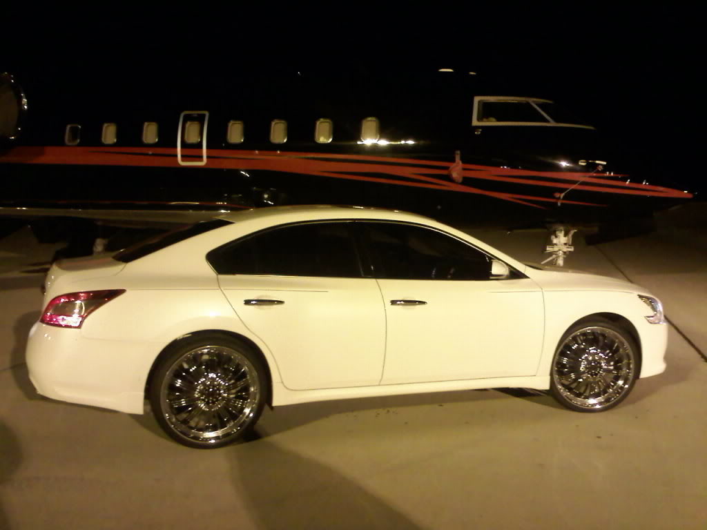 photo 2 Nissan Maxima custom wheels Elite  22x, ET , tire size X R22. x ET 