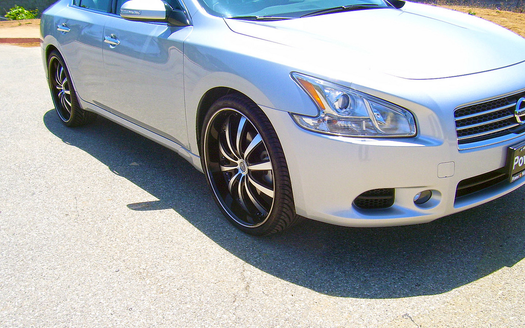 photo 4 Nissan Maxima custom wheels Versante 219 22x8.5, ET +35, tire size 245/30 R22. x ET 