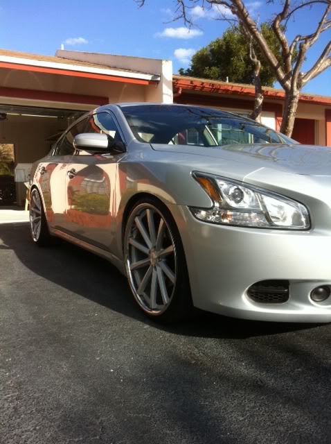 photo 1 Nissan Maxima custom wheels Vossen CV1 22x9.0, ET , tire size X R22. 22x10.5 ET