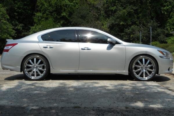 photo 2 Nissan Maxima custom wheels Vossen VVS-083 22x9.0, ET , tire size X R22. x ET 
