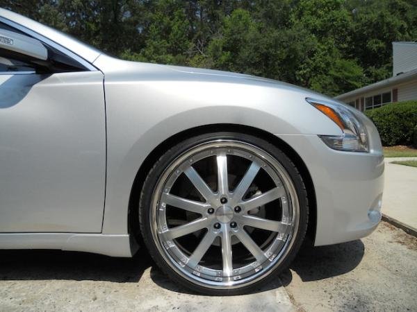 photo 1 Nissan Maxima custom wheels Vossen VVS-083 22x9.0, ET , tire size X R22. x ET 