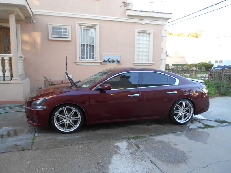photo 1 Nissan Maxima custom wheels Work Varianza T1S 20x, ET , tire size X R20. x ET