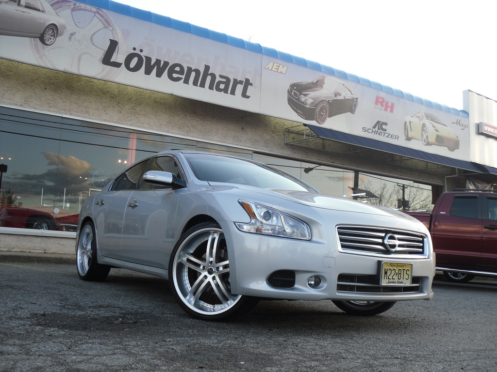 photo 3 Nissan Maxima custom wheels Status Knighr 5 22x8.5, ET , tire size X R22. x ET 