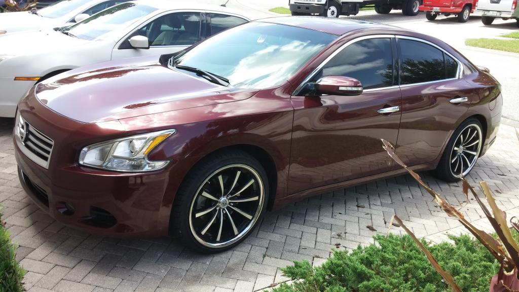 photo 1 Nissan Maxima custom wheels Lexani CVX-55 20x9.0, ET +40, tire size 245/30 R20. x ET