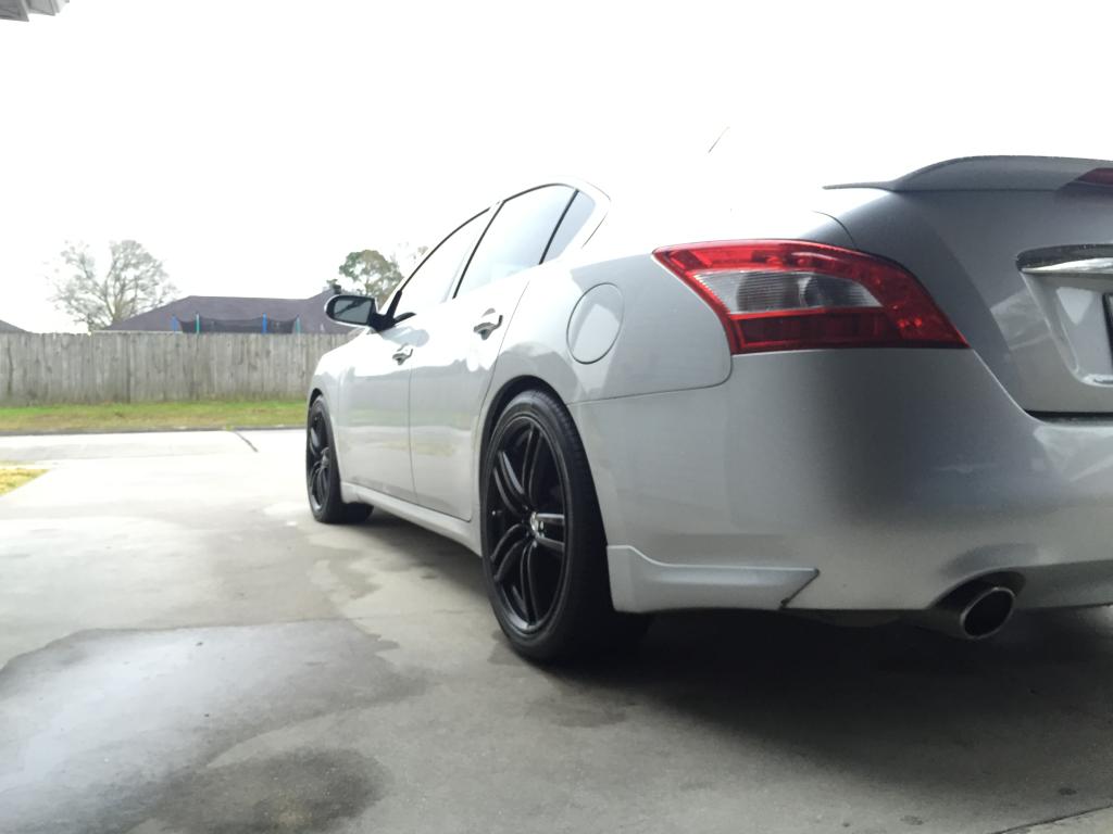photo 2 Nissan Maxima custom wheels OEM Nissan  19x, ET +50, tire size 245/40 R19. x ET 