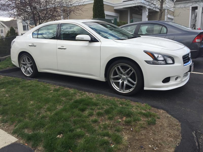 photo 1 Nissan Maxima custom wheels Inovit Speedy 20x, ET , tire size X R20. x ET 