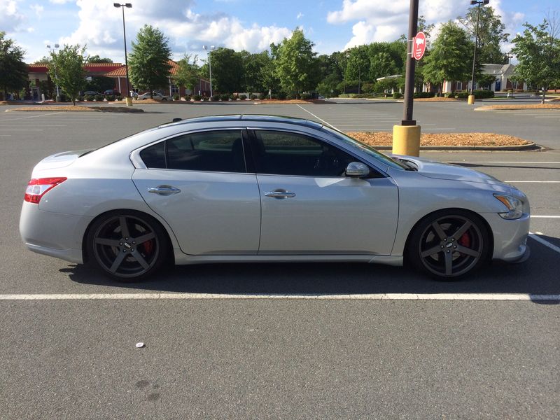 photo 1 Nissan Maxima custom wheels   20x9.0, ET +30, tire size 255/35 R20. x ET 