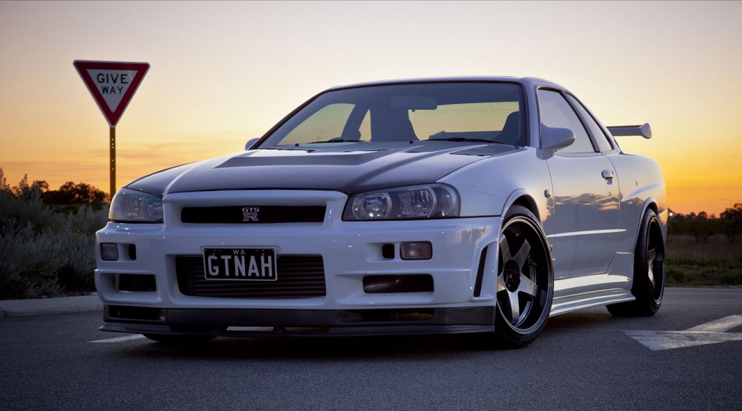photo 3 Nissan R31-R34 Skyline 2dr custom wheels Rota P45 R2 18x9.5, ET +22, tire size 225/40 R18. 18x10.0 ET+12 235/40 R18