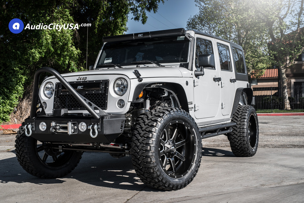 photo 2 Jeep Wrangler custom wheels Fuel Maverick D538 22x10.0, ET , tire size 315/50 R22. x ET 