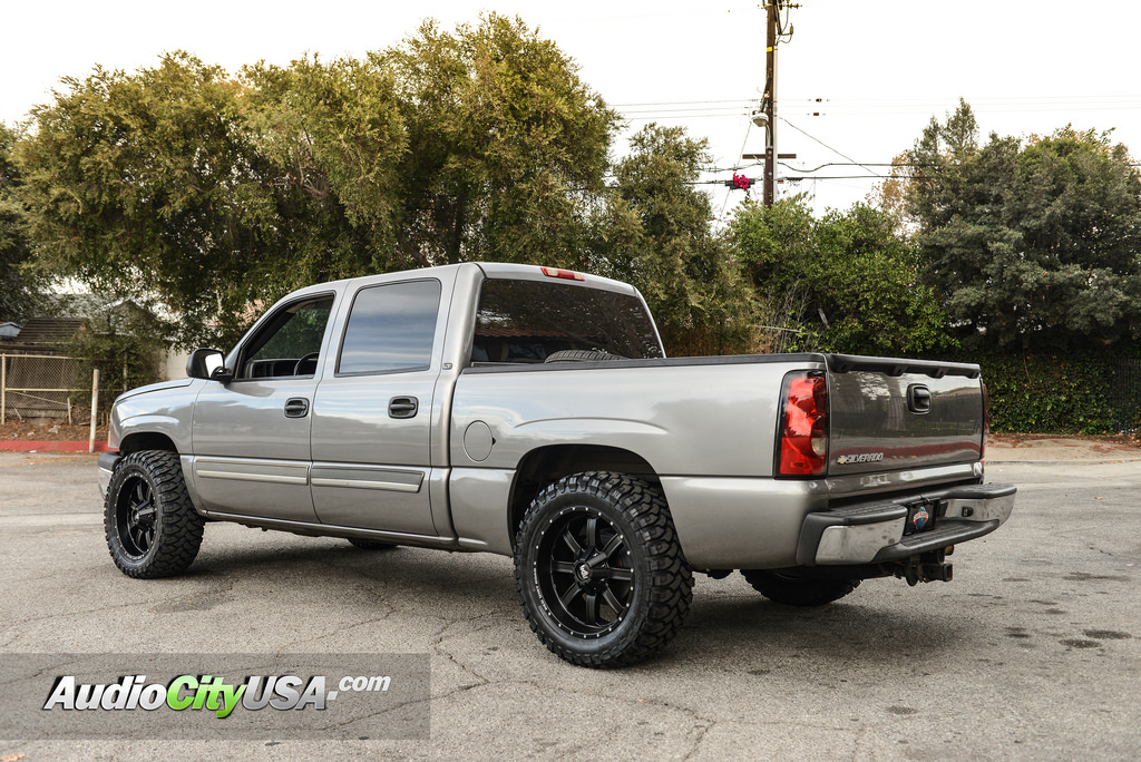 photo 4 Chevrolet Silverado 1500 custom wheels RDR RD01 20x9.0, ET , tire size 315/50 R20. x ET 
