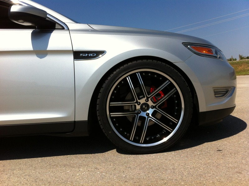 photo 3 Ford Taurus custom wheels KoKo Kuture  Intake 22x9.0, ET , tire size 265/35 R22. x ET 