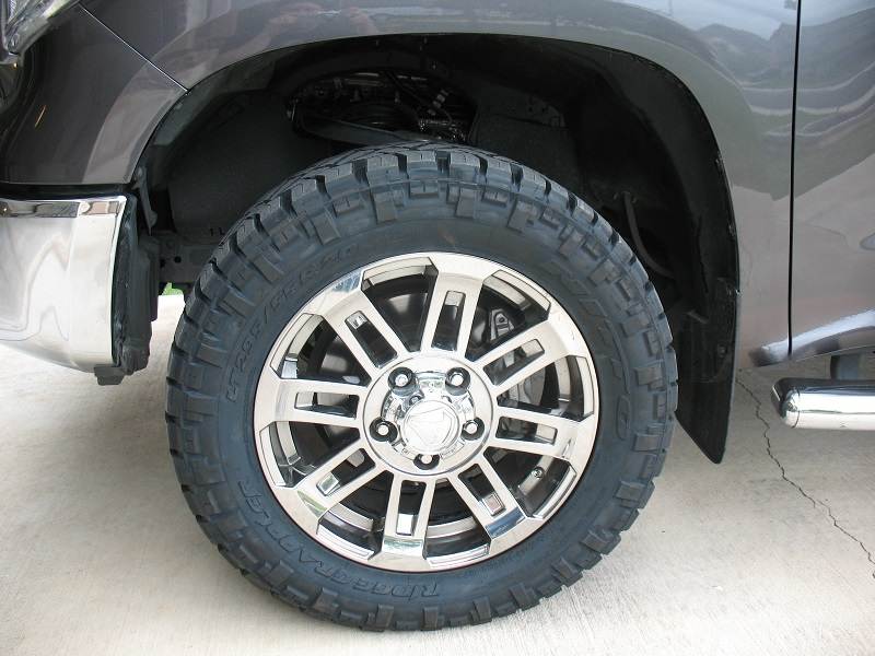 photo 3 Toyota Tundra custom wheels Texas edition Wheels 20x9.0, ET +50, tire size 295/55 R20. x ET 