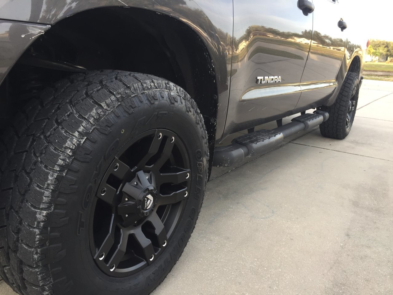 photo 2 Toyota Tundra custom wheels Fuel Pump  D515 18x, ET +1, tire size 285/65 R18. x ET 