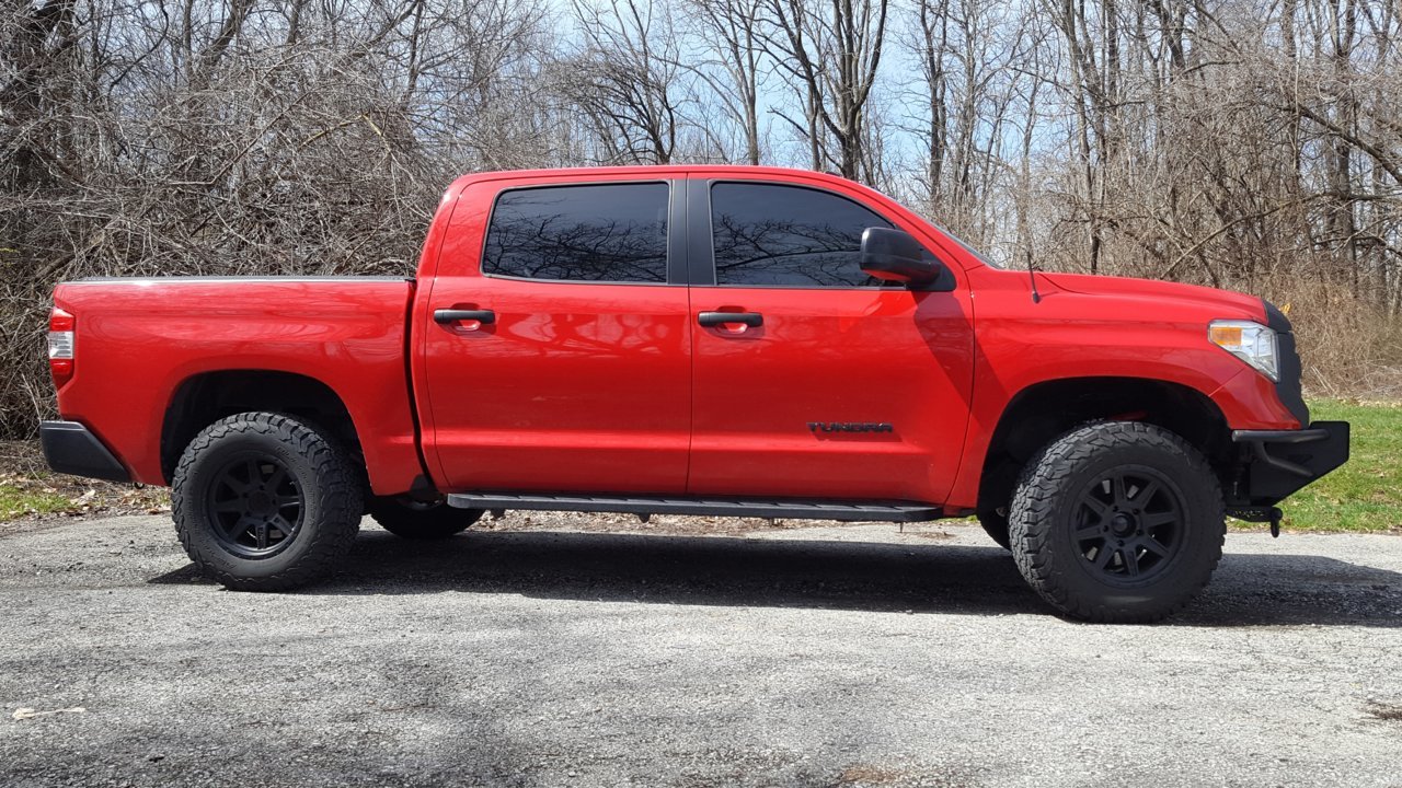 photo 1 Toyota Tundra custom wheels Mickey Thompson Deegan 38 Pro 18x9.0, ET +18, tire size 275/70 R18. x ET 