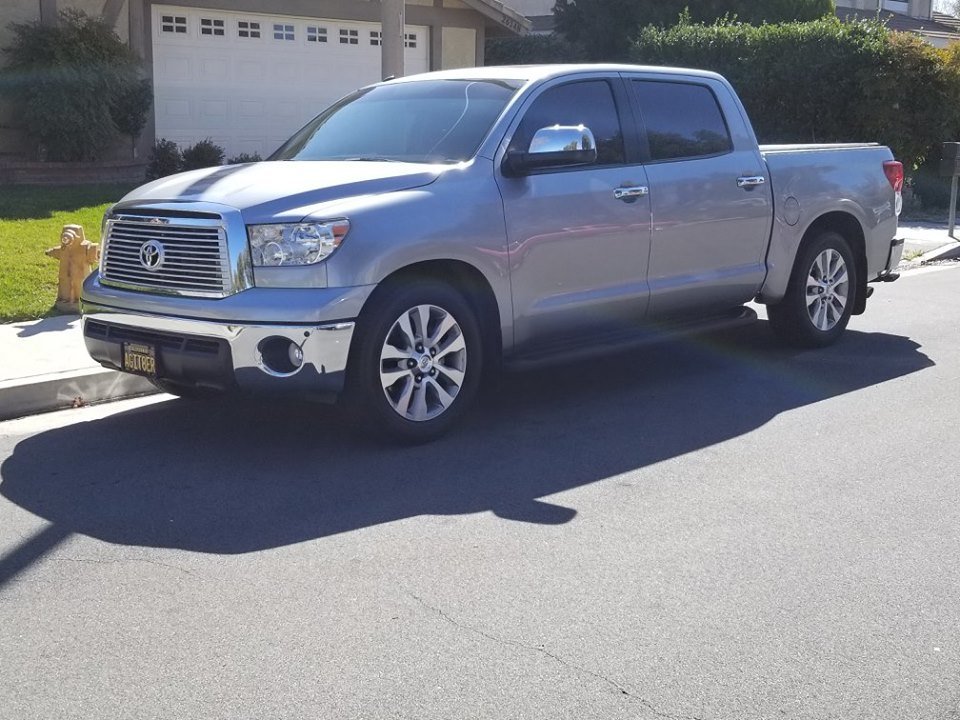 photo 1 Toyota Tundra custom wheels Platinum Factory  20x, ET , tire size 275/55 R20. x ET 