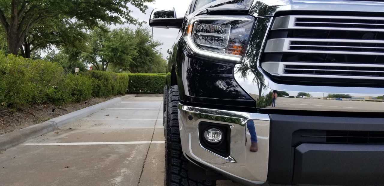 photo 2 Toyota Tundra custom wheels Fuel Lethal D567 20x9.0, ET +20, tire size 275/55 R20. x ET 