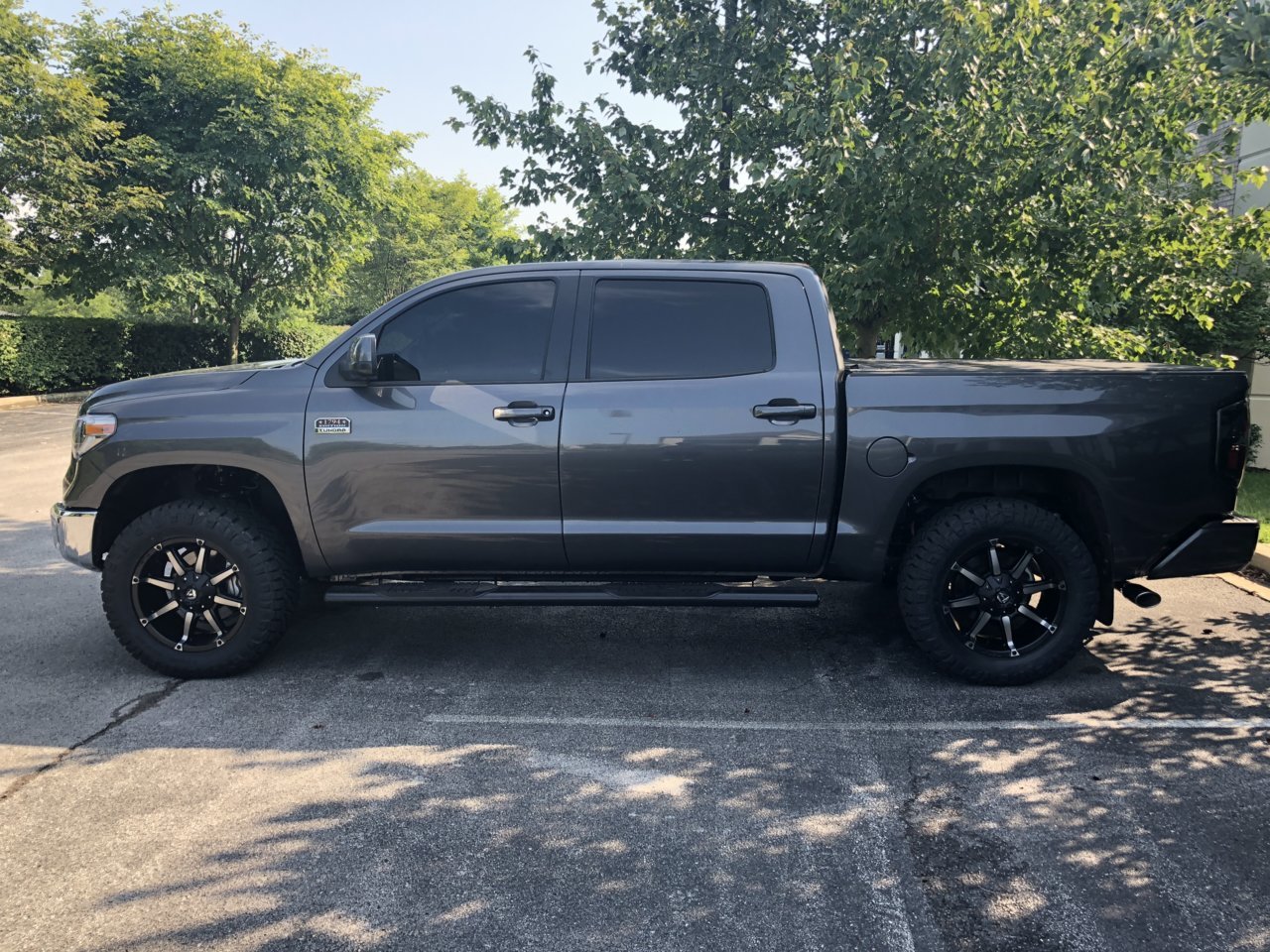 photo 1 Toyota Tundra custom wheels Fuel Couplers D556 20x, ET +1, tire size 295/60 R20. x ET 