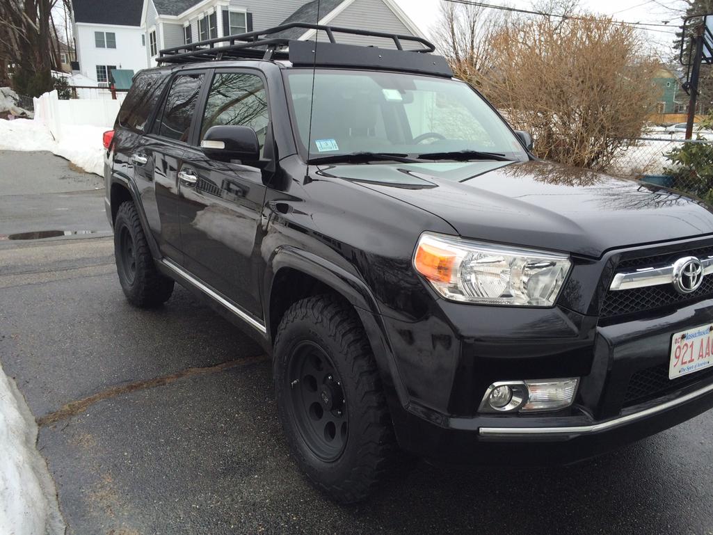 photo 1 Toyota 4Runner custom wheels Procomp Series 7069 17x9.0, ET , tire size 265/70 R17. x ET 