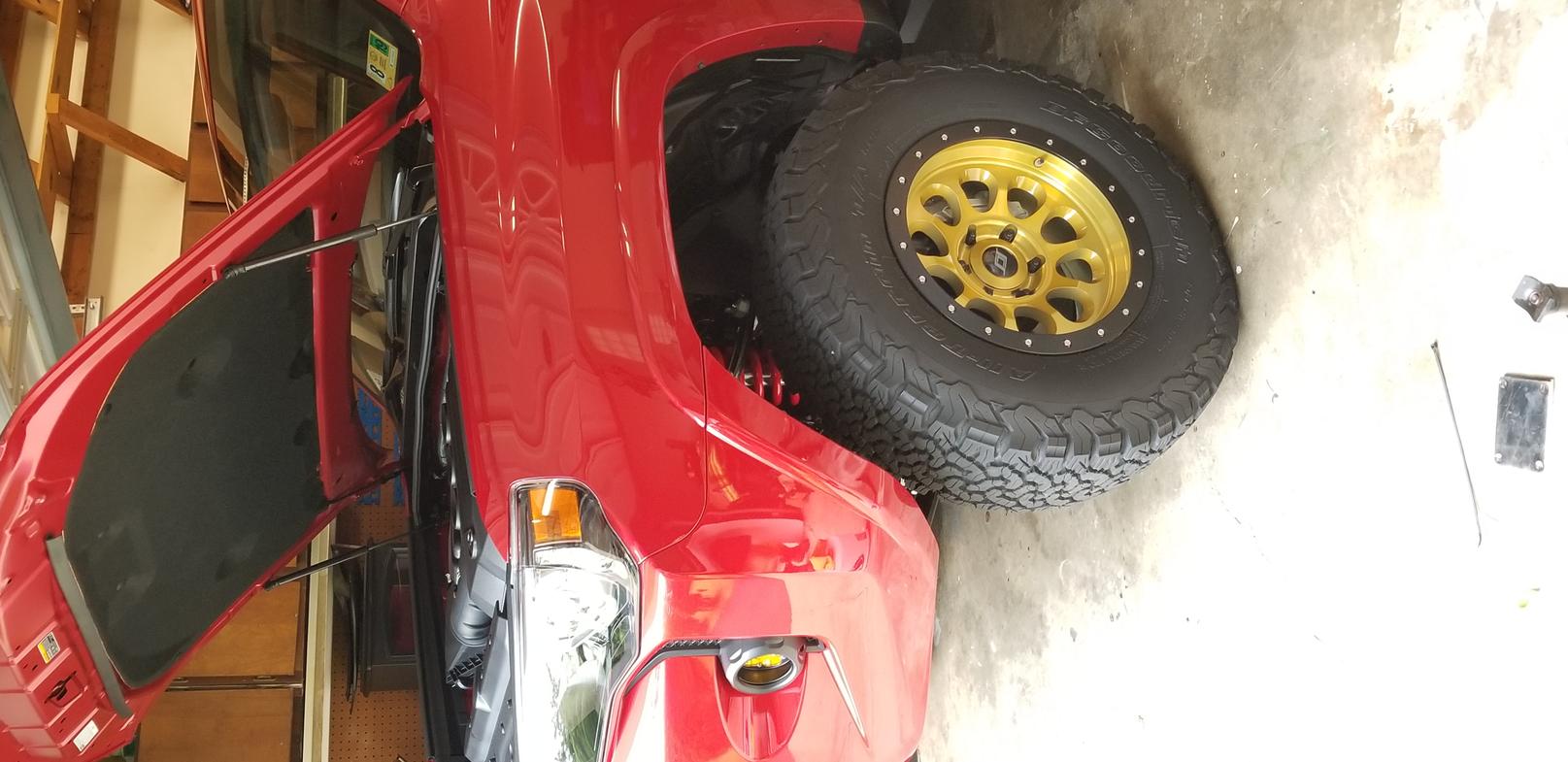 photo 1 Toyota 4Runner custom wheels SCS  Ray 10  17x8.5, ET -12, tire size X R17. x ET 