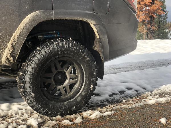 photo 1 Toyota 4Runner custom wheels SCS Stealth 6 17x8.5, ET -10, tire size 285/70 R17. x ET