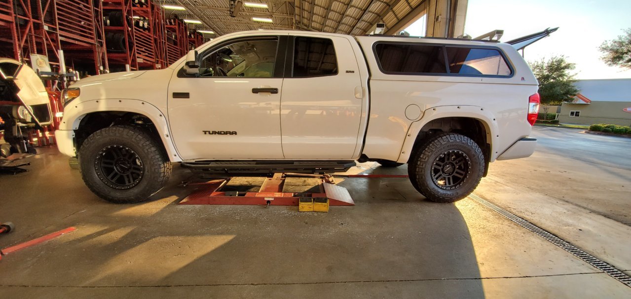 photo 1 Toyota Tundra custom wheels   18x9.0, ET +12, tire size 295/70 R18. x ET 