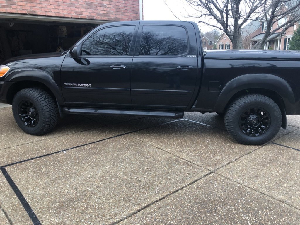 photo 1 Toyota Tundra custom wheels   17x9.0, ET +1, tire size 285/70 R17. x ET 