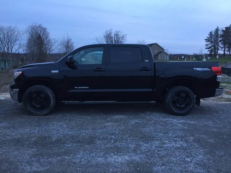 photo 1 Toyota Tundra custom wheels   18x9.0, ET , tire size 33X12.5 R18. x ET 