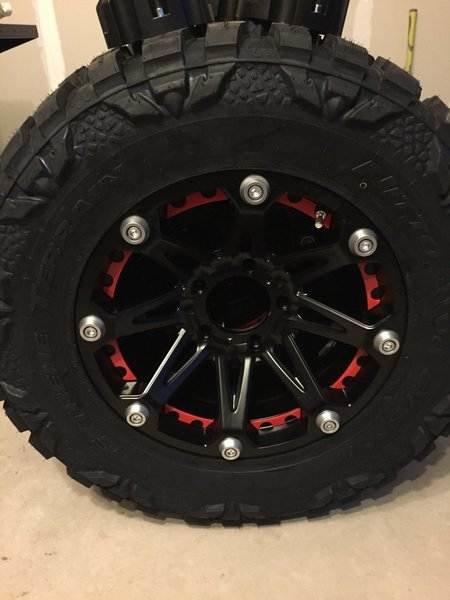 photo 2 Toyota Tundra custom wheels   18x9.0, ET , tire size 33X12.5 R18. x ET 