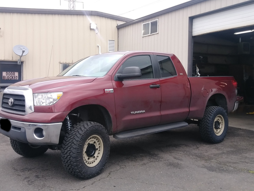 photo 1 Toyota Tundra custom wheels 18x9.5, ET +6, tire size 35X12.5 R18. x ET