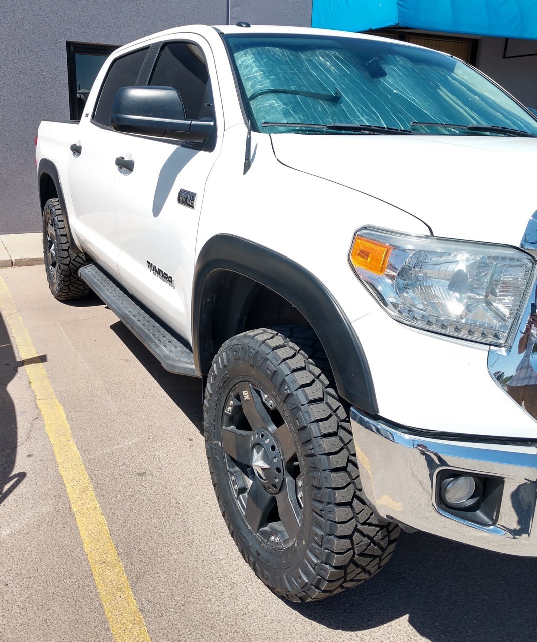 photo 1 Toyota Tundra custom wheels   20x8.5, ET , tire size 35X11.5 R20. x ET 