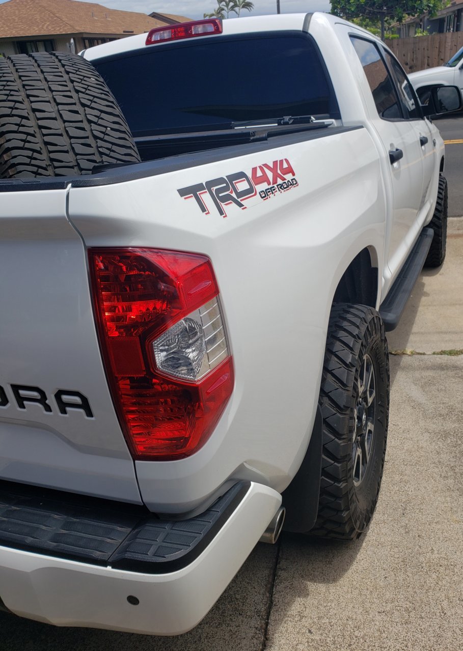 photo 2 Toyota Tundra custom wheels 18x8.0, ET , tire size 35X12.5 R18. x ET