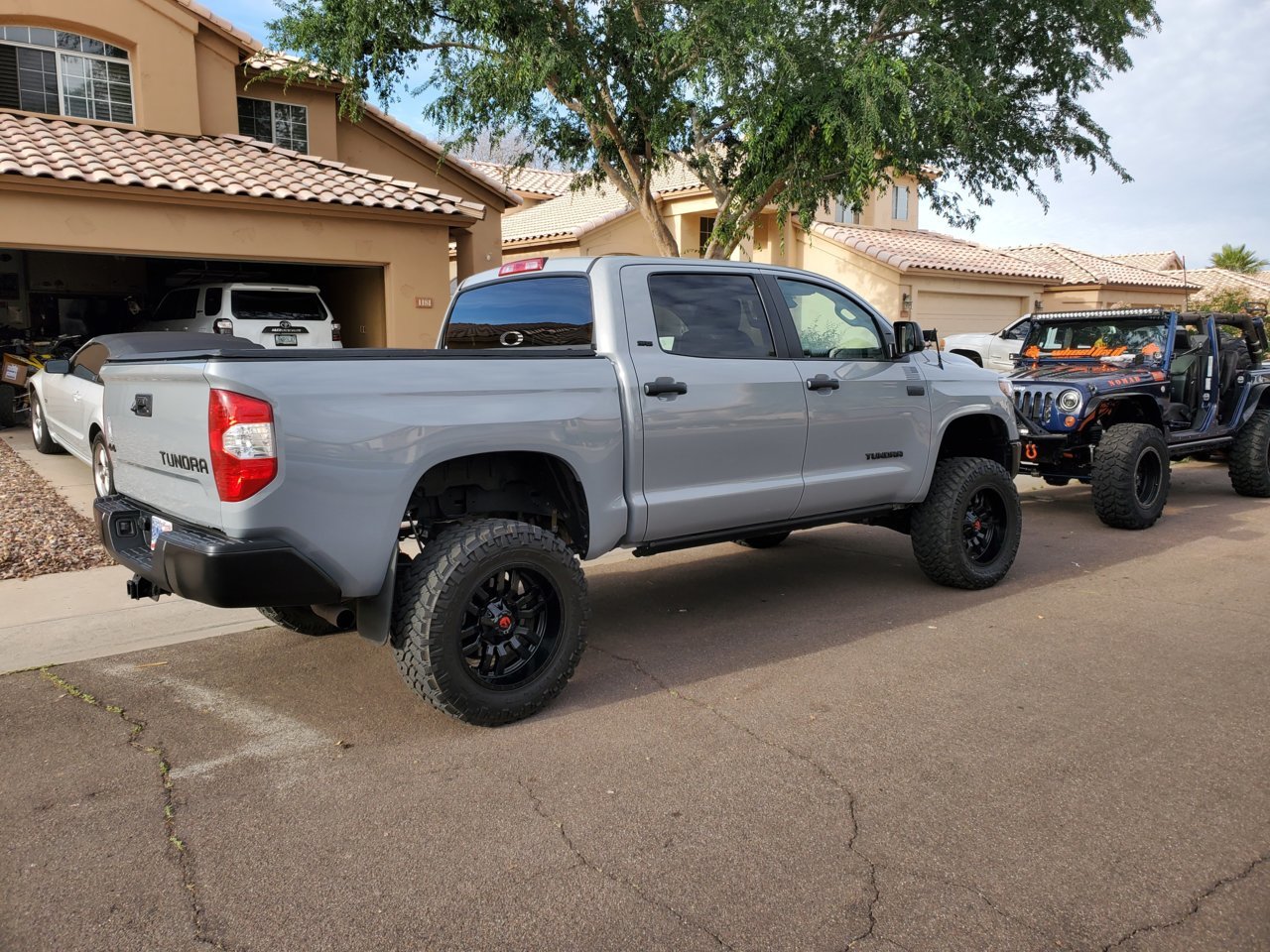 photo 3 Toyota Tundra custom wheels   20x9.0, ET -18, tire size 35X12.5 R20. x ET 