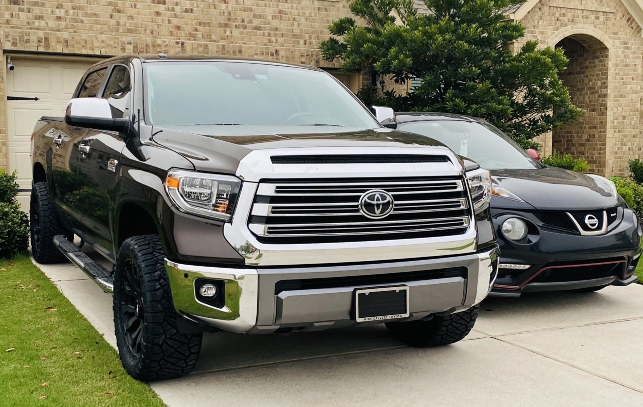 photo 1 Toyota Tundra custom wheels 20x9.0, ET +24, tire size 305/50 R20. x ET
