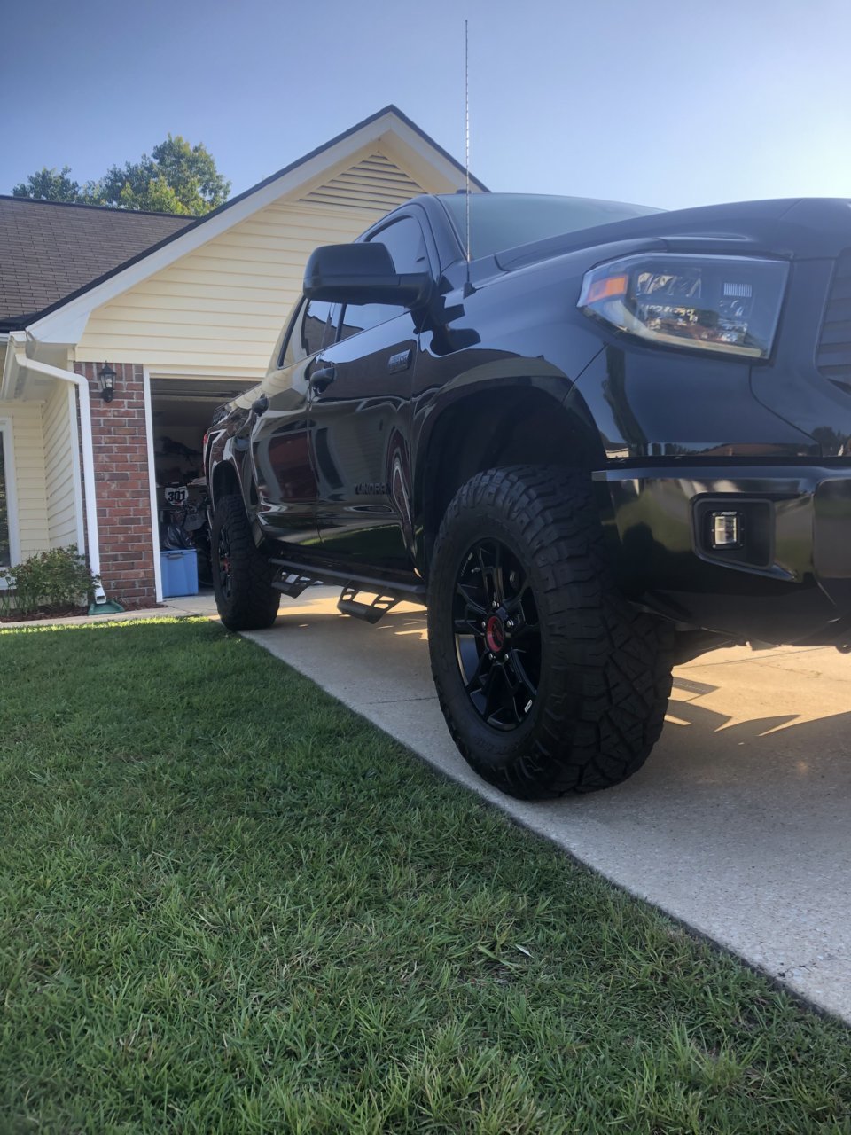 photo 2 Toyota Tundra custom wheels 18x, ET , tire size 295/75 R18. x ET