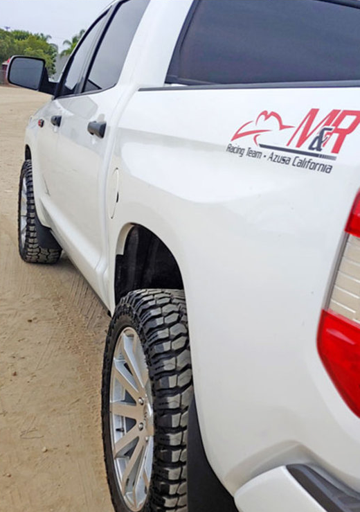 photo 2 Toyota Tundra custom wheels   22x9.5, ET +30, tire size 285/50 R22. x ET 