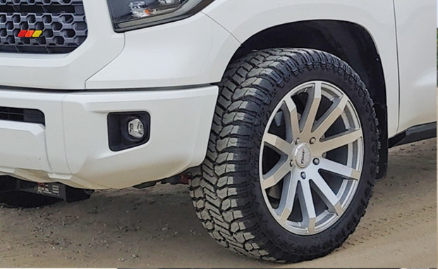 photo 3 Toyota Tundra custom wheels   22x9.5, ET +30, tire size 285/50 R22. x ET 