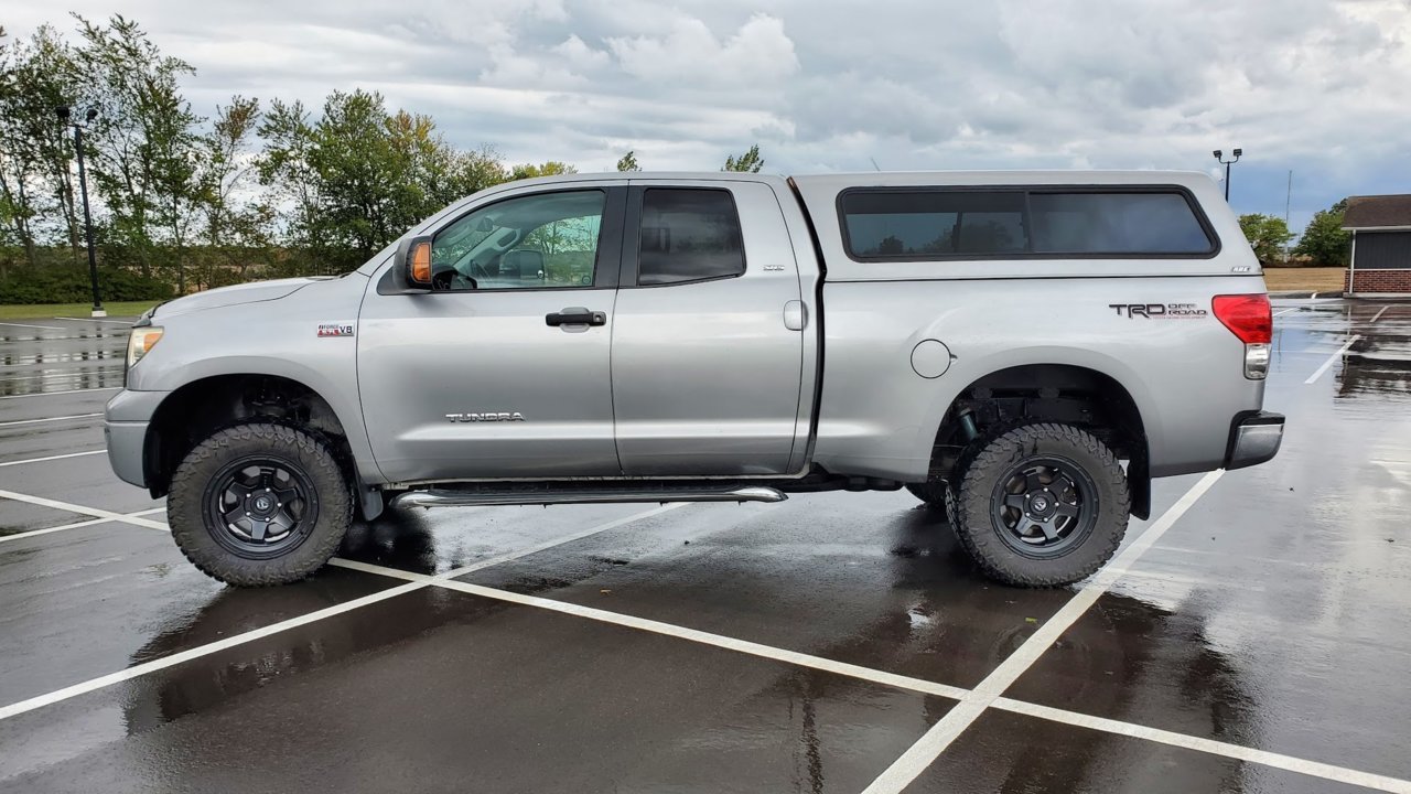 photo 1 Toyota Tundra custom wheels   18x9.0, ET +20, tire size 305/60 R18. x ET 