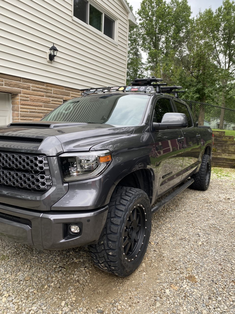 photo 1 Toyota Tundra custom wheels   20x9.0, ET , tire size 295/55 R20. x ET 