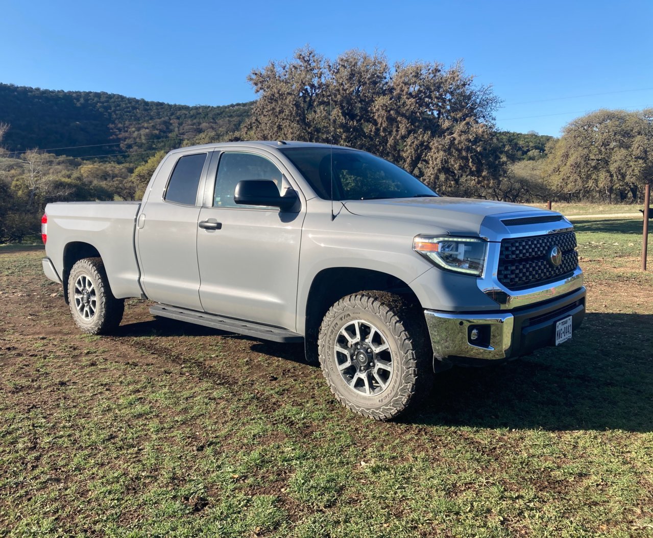 photo 1 Toyota Tundra custom wheels 18x8.0, ET , tire size 275/70 R18. x ET