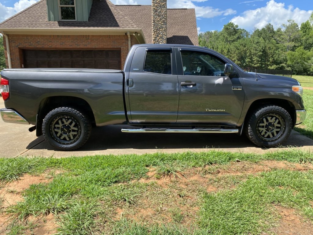 photo 1 Toyota Tundra custom wheels Toyota XSP  20x9.0, ET , tire size 285/55 R20. x ET 