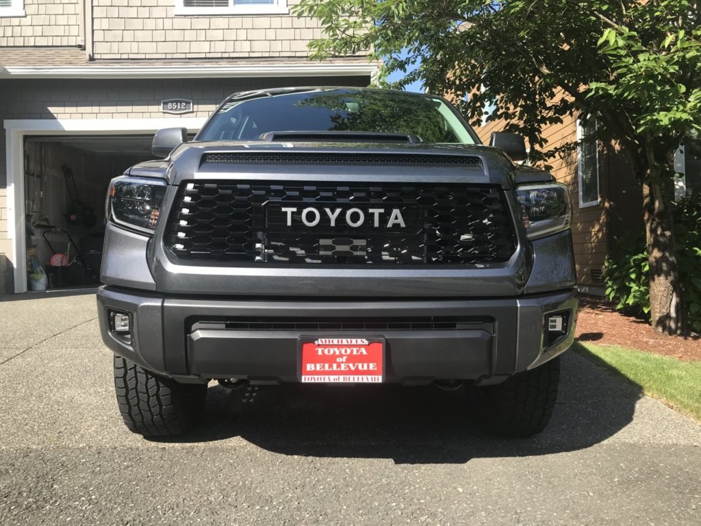 photo 2 Toyota Tundra custom wheels 18x8.0, ET , tire size 295/70 R18. x ET