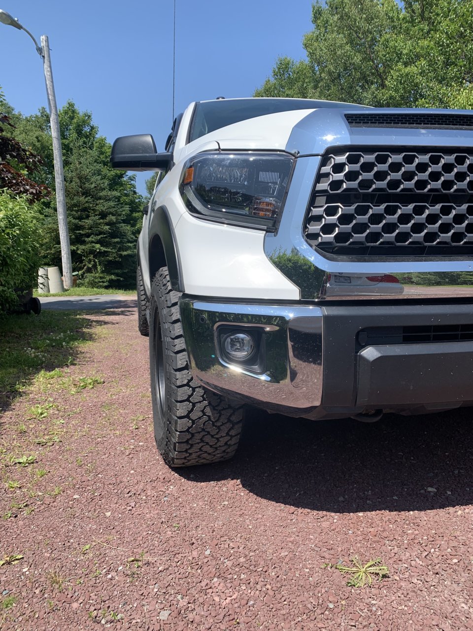 photo 3 Toyota Tundra custom wheels   18x9.0, ET +18, tire size 285/65 R18. x ET 
