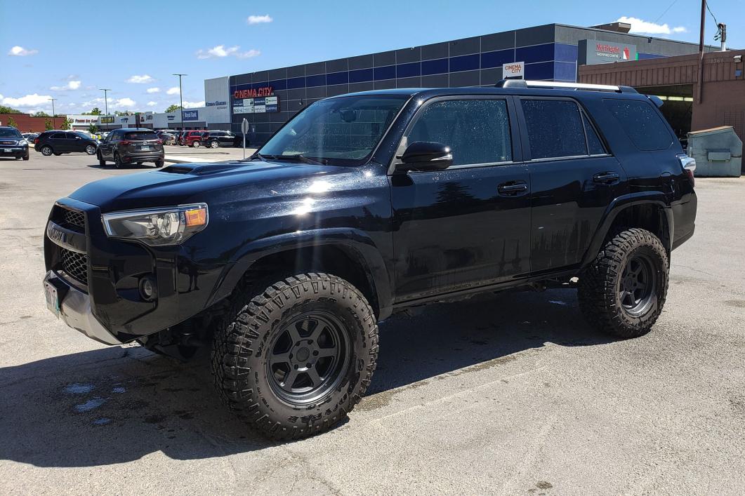 photo 1 Toyota 4Runner custom wheels   17x8.5, ET , tire size 265/70 R17. x ET 